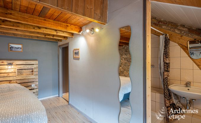 Familienferienhaus mit Sauna in Vresse-Sur-Semois, Ardennen