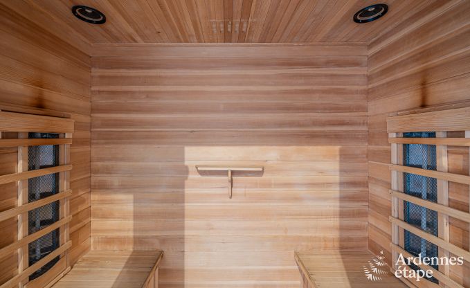 Familienferienhaus mit Sauna in Vresse-Sur-Semois, Ardennen