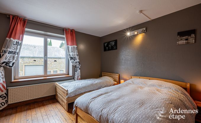 Familienferienhaus mit Sauna in Vresse-Sur-Semois, Ardennen