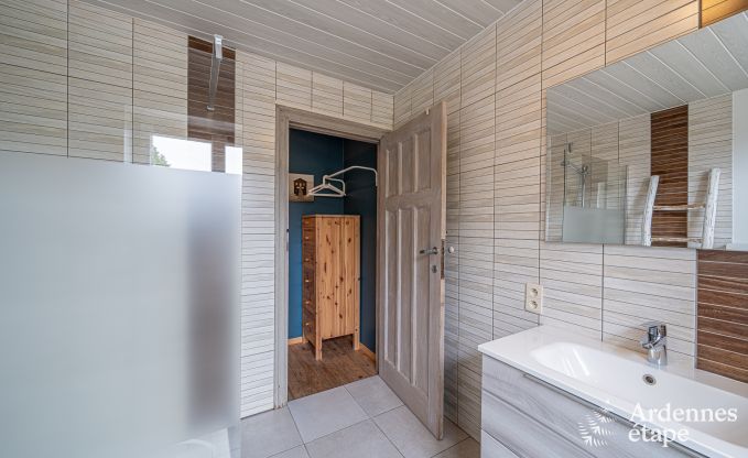 Familienferienhaus mit Sauna in Vresse-Sur-Semois, Ardennen