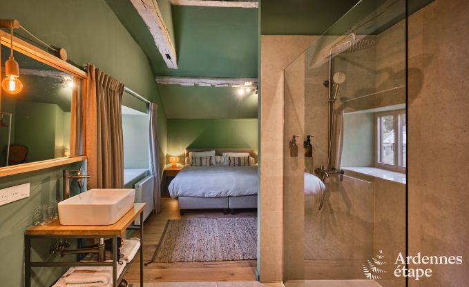 Luxus-Landhaus in Vresse-sur-Semois fr 19 Personen mit Schwimmbad und atemberaubender Aussicht