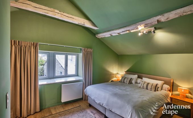 Luxus-Landhaus in Vresse-sur-Semois fr 19 Personen mit Schwimmbad und atemberaubender Aussicht