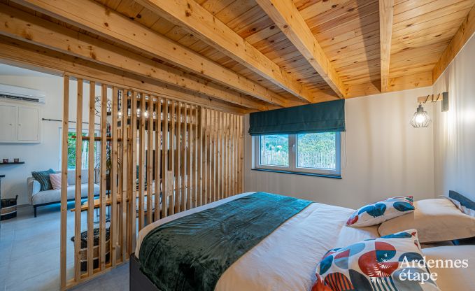 Ferienhaus auf einer Ebene in Vresse-sur-Semois: Terrasse mit Aussicht, ideal f�r ein Paar mit Kindern