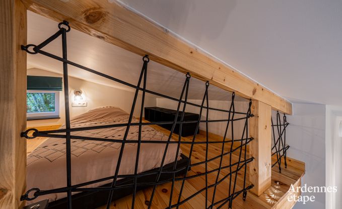 Ferienhaus auf einer Ebene in Vresse-sur-Semois: Terrasse mit Aussicht, ideal f�r ein Paar mit Kindern