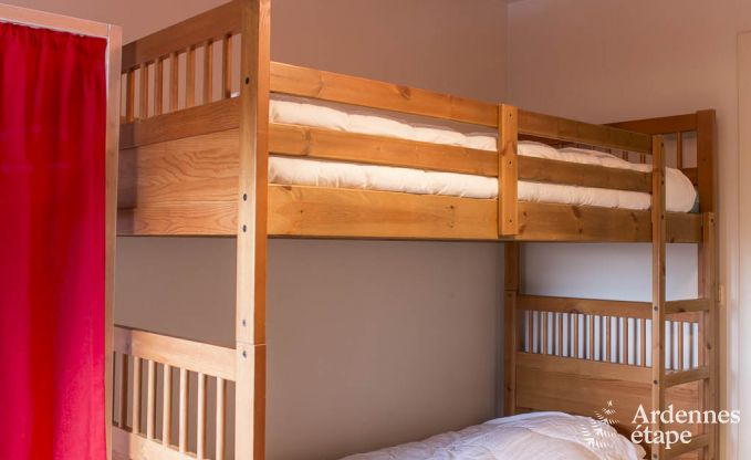 Ger�umiges Ferienhaus mit Privatgarten in Waimes f�r 15 Personen