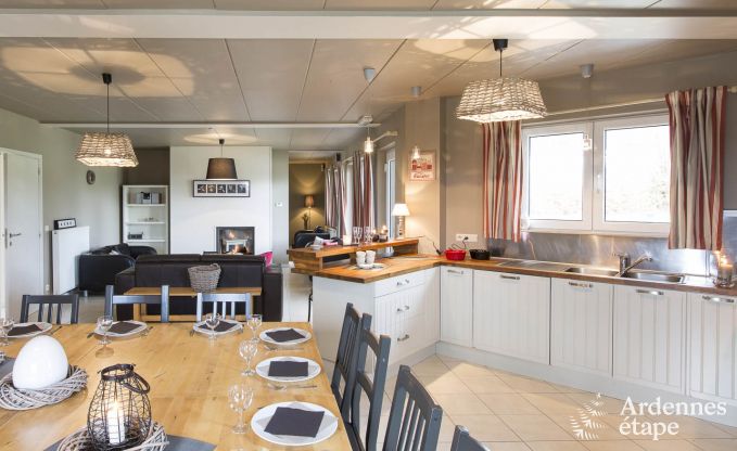 Ger�umiges Ferienhaus mit Privatgarten in Waimes f�r 15 Personen