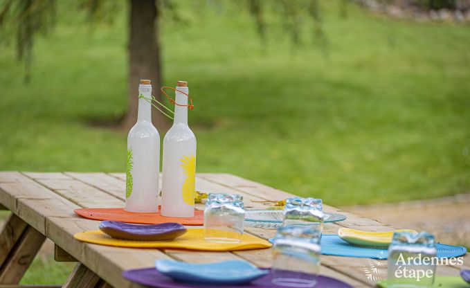 Ferienhaus in Walcourt, Ardennen, 6 Personen, 3 Schlafzimmer, Au�enpool, Gemeinschaftsgarten, moderne Ausstattung