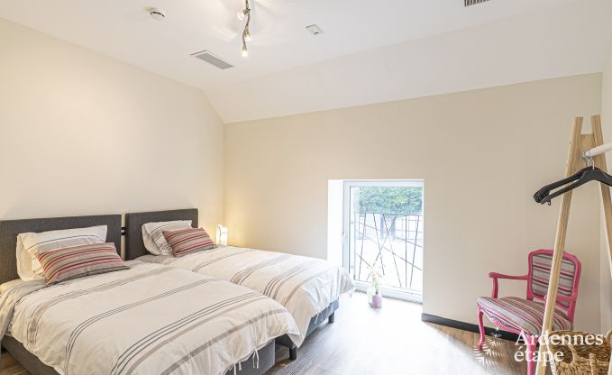 Ferienhaus in Walcourt, Ardennen, 6 Personen, 3 Schlafzimmer, Au�enpool, Gemeinschaftsgarten, moderne Ausstattung