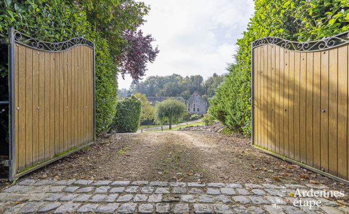 Ferienhaus in Walcourt, Ardennen, 6 Personen, 3 Schlafzimmer, Au�enpool, Gemeinschaftsgarten, moderne Ausstattung