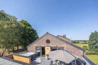 Ferienhaus Welkenraedt, 6 Personen, 3 Schlafzimmer, Whirlpool, Garten, Spielgerte, Ardennen