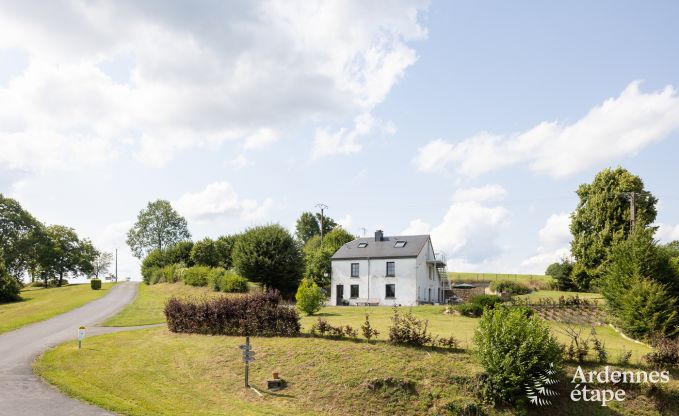 Ferienhaus in Williers mit 4 Schlafzimmern, 4 Badezimmern, privatem Garten, Terrasse und Grill