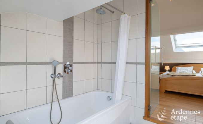 Ferienhaus in Williers mit 4 Schlafzimmern, 4 Badezimmern, privatem Garten, Terrasse und Grill