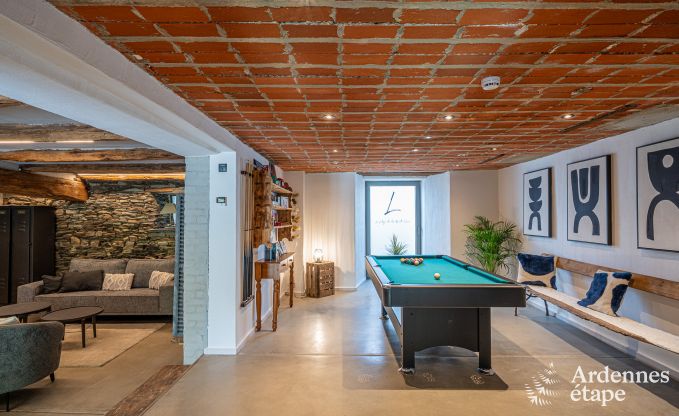 Ger�umiger Bauernhof aus dem 18. Jahrhundert in Wiltz f�r 18 Personen mit 7 Schlafzimmern, Whirlpool und Privatgarten