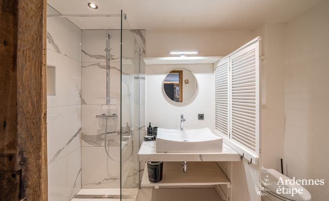 Ger�umiger Bauernhof aus dem 18. Jahrhundert in Wiltz f�r 18 Personen mit 7 Schlafzimmern, Whirlpool und Privatgarten