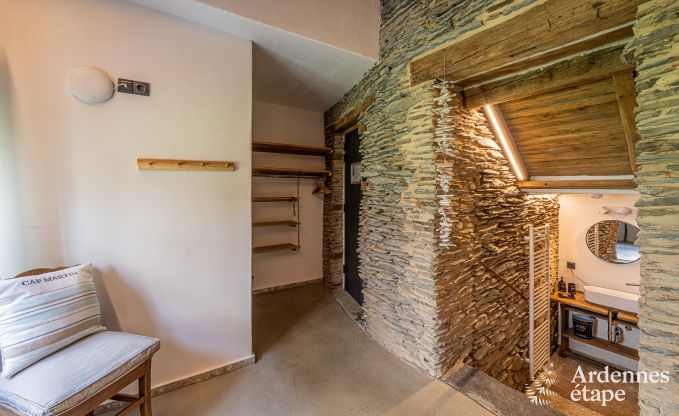 Ger�umiger Bauernhof aus dem 18. Jahrhundert in Wiltz f�r 18 Personen mit 7 Schlafzimmern, Whirlpool und Privatgarten