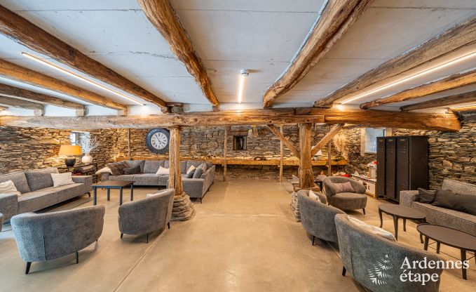 Ger�umiger Bauernhof aus dem 18. Jahrhundert in Wiltz f�r 18 Personen mit 7 Schlafzimmern, Whirlpool und Privatgarten