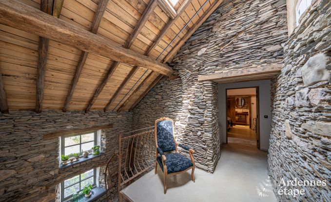 Ger�umiger Bauernhof aus dem 18. Jahrhundert in Wiltz f�r 18 Personen mit 7 Schlafzimmern, Whirlpool und Privatgarten