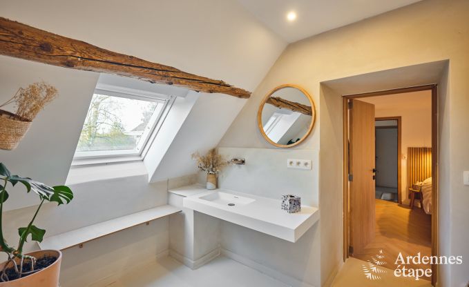 Charmantes Dorfhaus fr 10 Personen in Yvoir: Whirlpool, Kamin, groer privater Garten