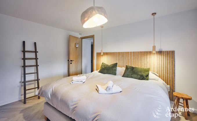 Charmantes Dorfhaus fr 10 Personen in Yvoir: Whirlpool, Kamin, groer privater Garten