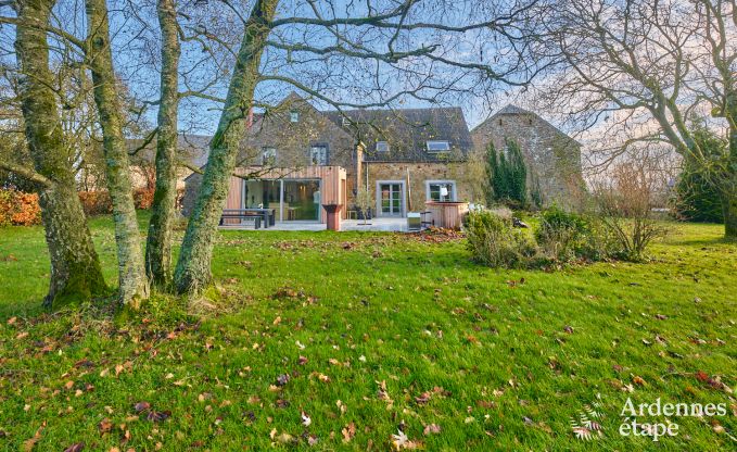 Charmantes Dorfhaus fr 10 Personen in Yvoir: Whirlpool, Kamin, groer privater Garten