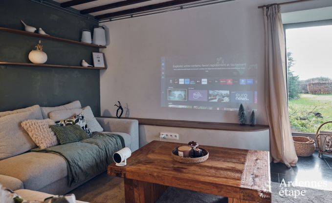 Charmantes Dorfhaus fr 10 Personen in Yvoir: Whirlpool, Kamin, groer privater Garten