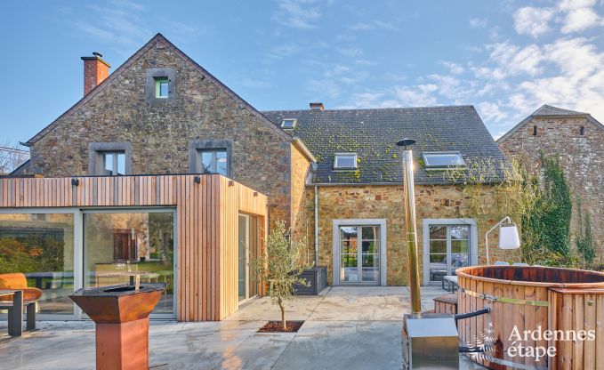 Charmantes Dorfhaus fr 10 Personen in Yvoir: Whirlpool, Kamin, groer privater Garten